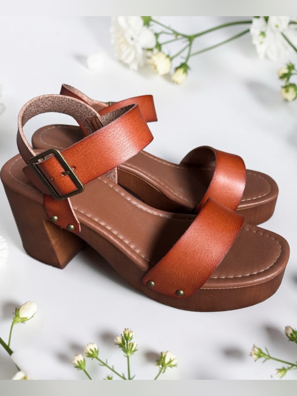 Dunes Brown Sandals